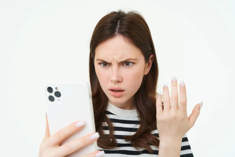 Remove Fake Apps Online with India Based Experts Remove Fake Apps Online with India Based Experts